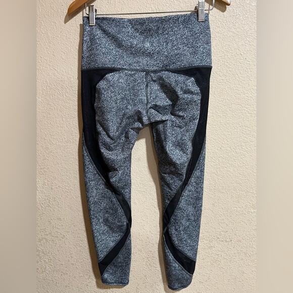 Lululemon Tranquil Tight 7/8 Pant Leggings 27” 8 - Picture 5 of 9